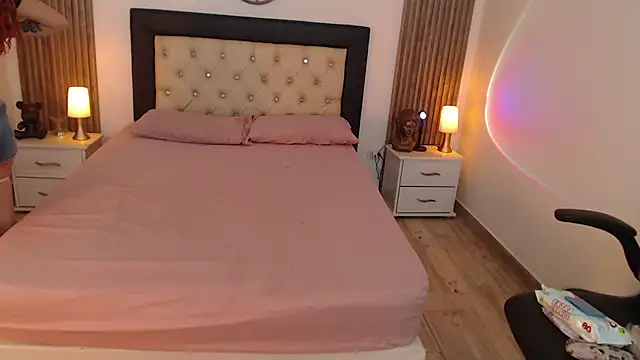 Snapshot of Red_kytty6 chatting on October 2025 09:14:02 PM Red kytty6 online show from October 2025 09:14:02 PM