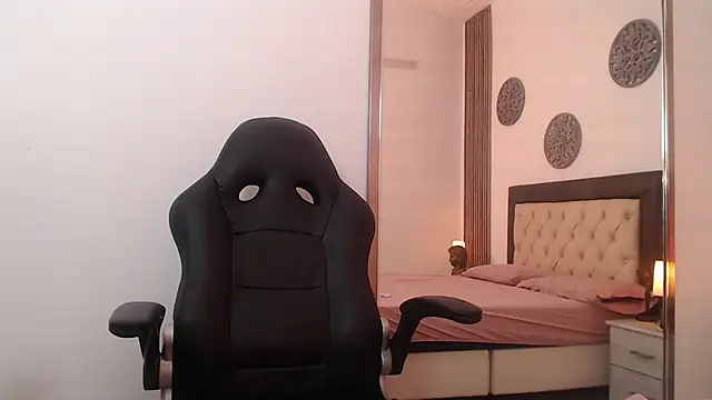 Snapshot of Red_kytty6 chatting on October 2025 08:00:02 PM Red kytty6 online show from October 2025 08:00:02 PM