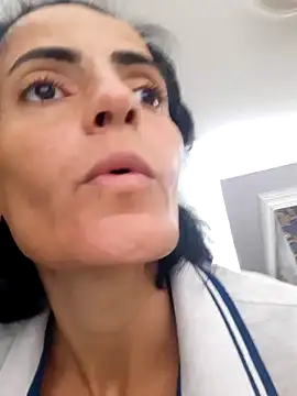 Snapshot of Gecenin_Kralicesi chatting on October 2025 08:37:01 AM Gecenin Kralicesi online show from October 2025 08:37:01 AM