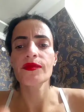 Gecenin Kralicesi online show from November 2025 06:42:02 PM