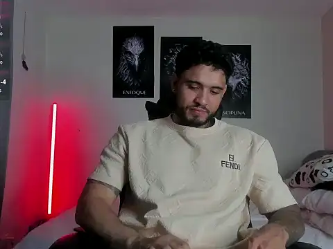 Austin torres  online show from October 2025 03:48:01 AM