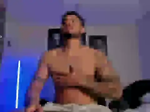 Austin torres  online show from October 2025 01:14:01 AM
