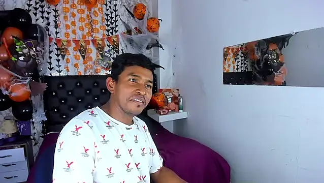 Adam Morgan2 online show from October 2025 06:56:01 PM