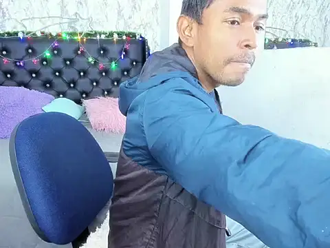 Adam Morgan2 online show from December 2025 01:06:01 PM