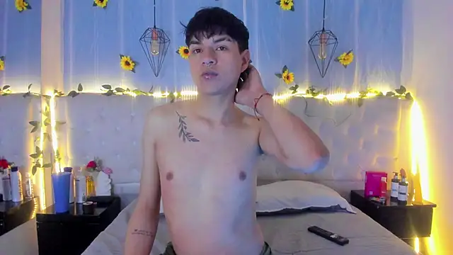 AleAurarashi online show from October 2025 08:04:02 AM