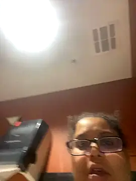 wishuhope4 online show from December 2025 01:50:02 PM