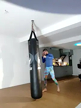 EyesNeverLies online show from October 2025 11:03:01 PM