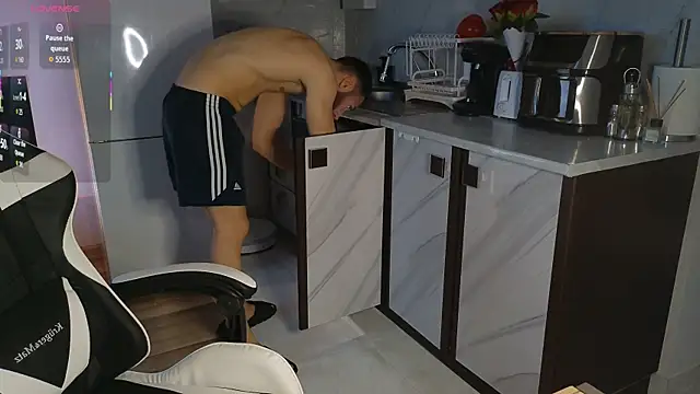 RyanStorm  online show from November 2025 03:10:02 PM