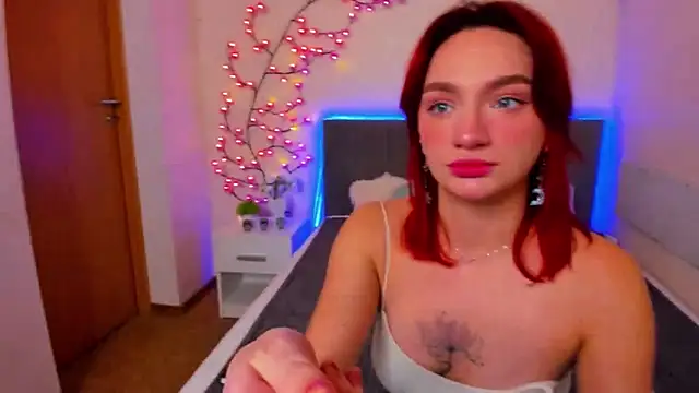 ArinaWinss online show from November 2025 01:47:02 PM