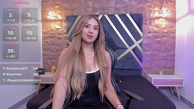 Alana cox  online show from November 2025 11:18:01 PM