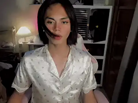 Snapshot of uralexa_xxx18 chatting on September 2025 03:04:01 PM uralexa xxx18 online show from September 2025 03:04:01 PM