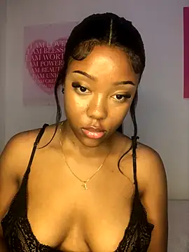 Snapshot of Sprinkle_Q chatting on October 2025 12:09:01 AM Sprinkle Q online show from October 2025 12:09:01 AM