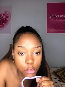 Snapshot of Sprinkle_Q chatting on October 2025 12:25:02 AM Sprinkle Q online show from October 2025 12:25:02 AM