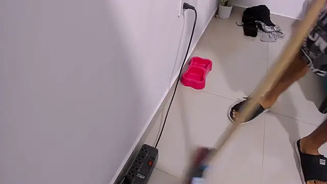 Rihanna hotx online show from December 2025 03:35:02 AM