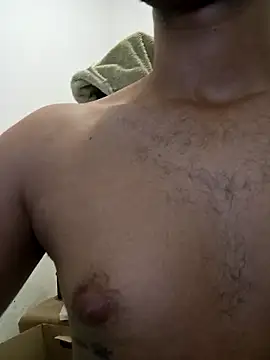 Snapshot of Prxx075 chatting on November 2025 10:48:01 PM Prxx075 online show from November 2025 10:48:01 PM