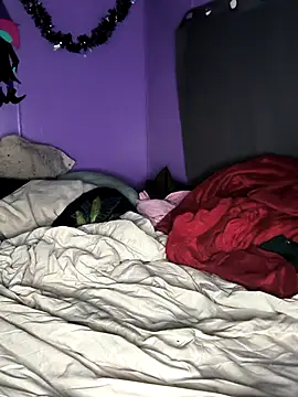 Courdles online show from November 2025 09:32:01 AM