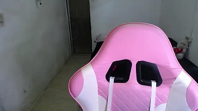 Amber09raiden online show from October 2025 05:01:01 PM