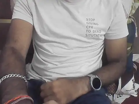 Snapshot of joshisdwe chatting on November 2025 06:40:02 PM joshisdwe online show from November 2025 06:40:02 PM