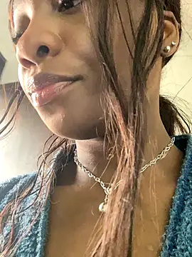 Astergray21 online show from October 2025 01:19:01 PM