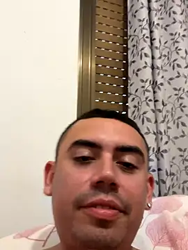 Snapshot of davidxxx099 chatting on September 2025 03:12:02 PM davidxxx099 online show from September 2025 03:12:02 PM