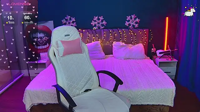 Lunamytrend online show from January 2026 06:17:02 AM