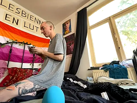 Snapshot of Styxlust chatting on September 2025 01:21:01 PM Styxlust online show from September 2025 01:21:01 PM