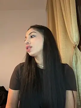 Bella Vixen  online show from October 2025 07:03:02 PM