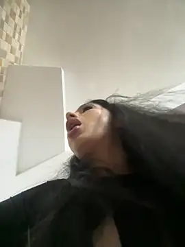 Bella Vixen  online show from October 2025 08:10:01 PM