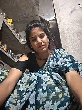 Snapshot of Riya_jaan12 chatting on May 2026 02:42:02 AM Riya jaan12 online show from May 2026 02:42:02 AM