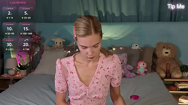 Aurora Bennet online show from November 2025 12:54:01 AM