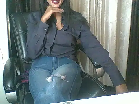 Snapshot of Dirty_sexgirl chatting on May 2026 05:32:02 PM Dirty sexgirl online show from May 2026 05:32:02 PM