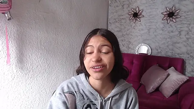 Evagirl69 online show from June 2026 12:18:02 PM