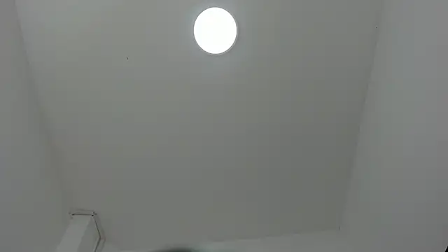 scarletross  online show from February 2026 03:02:01 PM