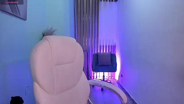 PauliinaBelle  online show from January 2026 01:27:02 PM