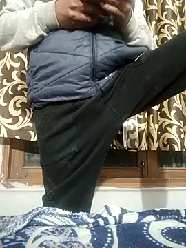 vardh033 online show from January 2026 04:55:01 PM