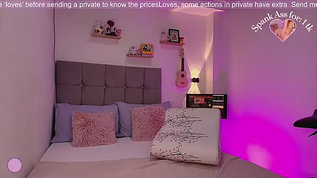 Melifluaa online show from October 2025 03:32:01 PM