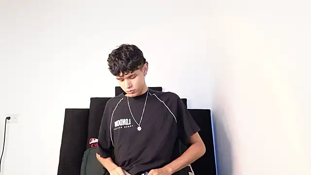 alexmark  online show from November 2025 01:43:01 PM