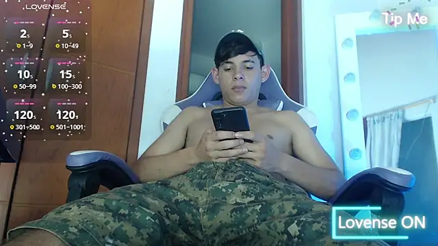 Snapshot of x_killuaa_x chatting on September 2025 04:47:01 AM x killuaa x online show from September 2025 04:47:01 AM