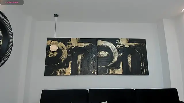 LeahNovac online show from November 2025 11:22:01 AM