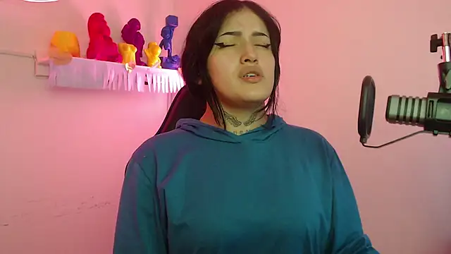 Snapshot of sari_belle chatting on October 2025 10:07:01 PM sari belle online show from October 2025 10:07:01 PM
