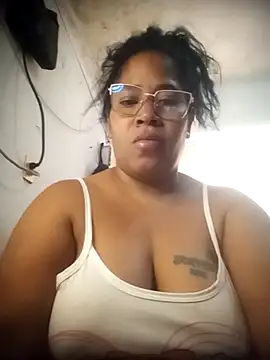 Big ass submissive online show from December 2025 03:50:02 PM