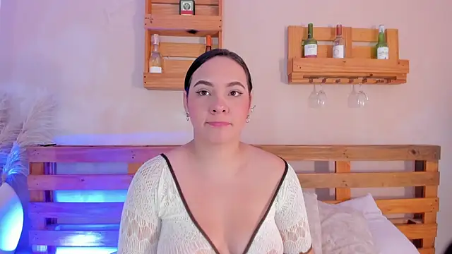  miss mia online show from December 2025 11:41:01 AM