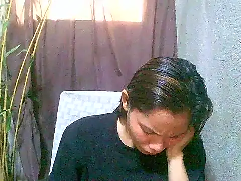 Snapshot of Sweeetgurll chatting on May 2026 03:03:01 AM Sweeetgurll online show from May 2026 03:03:01 AM