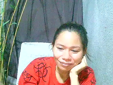 Snapshot of Sweeetgurll chatting on May 2026 02:00:01 PM Sweeetgurll online show from May 2026 02:00:01 PM