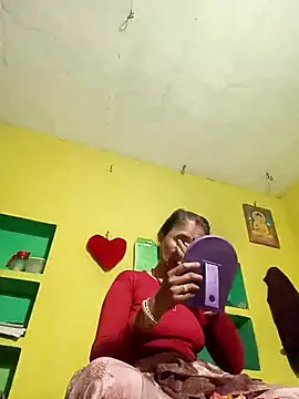 Snapshot of Monika_thakurr chatting on September 2025 09:16:02 PM Monika thakurr online show from September 2025 09:16:02 PM