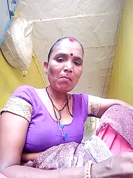 Snapshot of Monika_thakurr chatting on September 2025 08:48:02 AM Monika thakurr online show from September 2025 08:48:02 AM