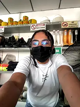 Kyra  Rose online show from November 2025 07:13:01 PM