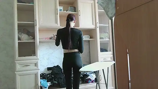 Lucy Divine online show from March 2026 12:43:02 PM