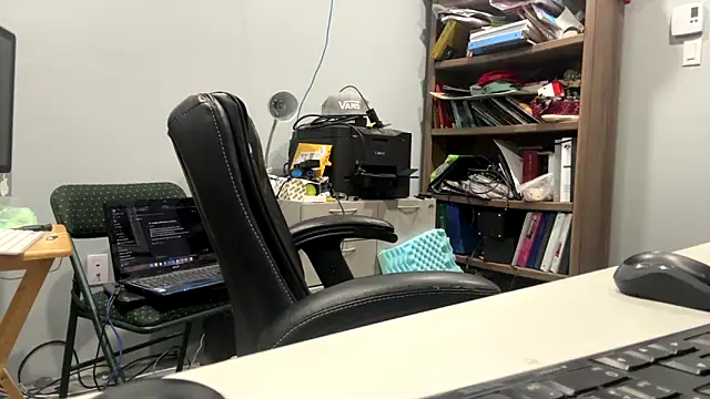 frankyjones8989 online show from November 2025 04:10:02 AM