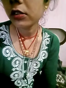 Snapshot of Hot_ashna chatting on October 2025 06:14:02 PM Hot ashna online show from October 2025 06:14:02 PM